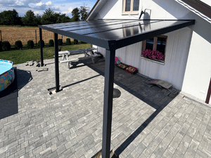 Zadaszenie poliwęglanowe